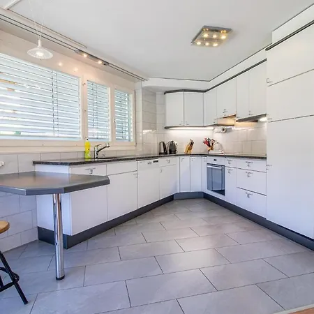 Camana Eg Lägenhet Arosa